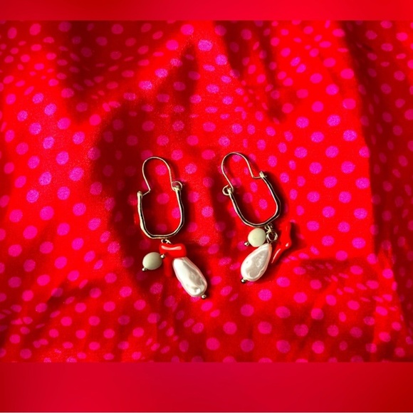 Handcrafted beaded and Red Drop Earrings - Picture 2 of 4